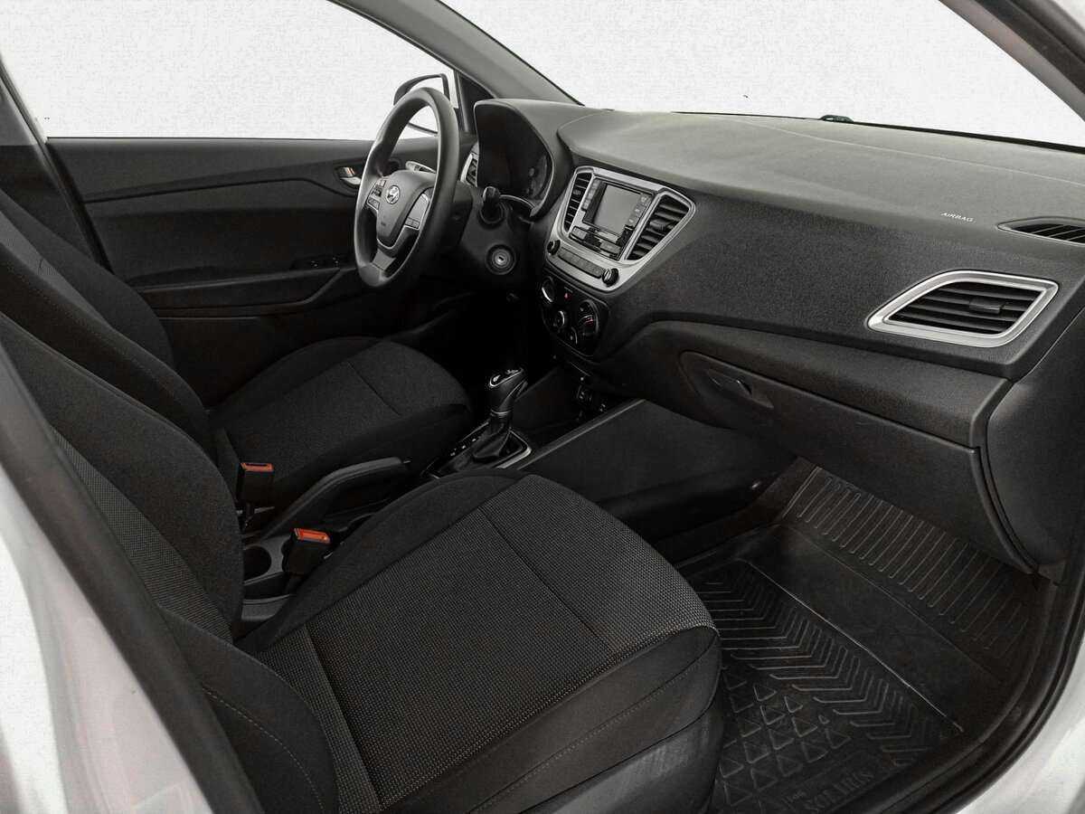 Купить Hyundai Solaris с пробегом. Фото: #6