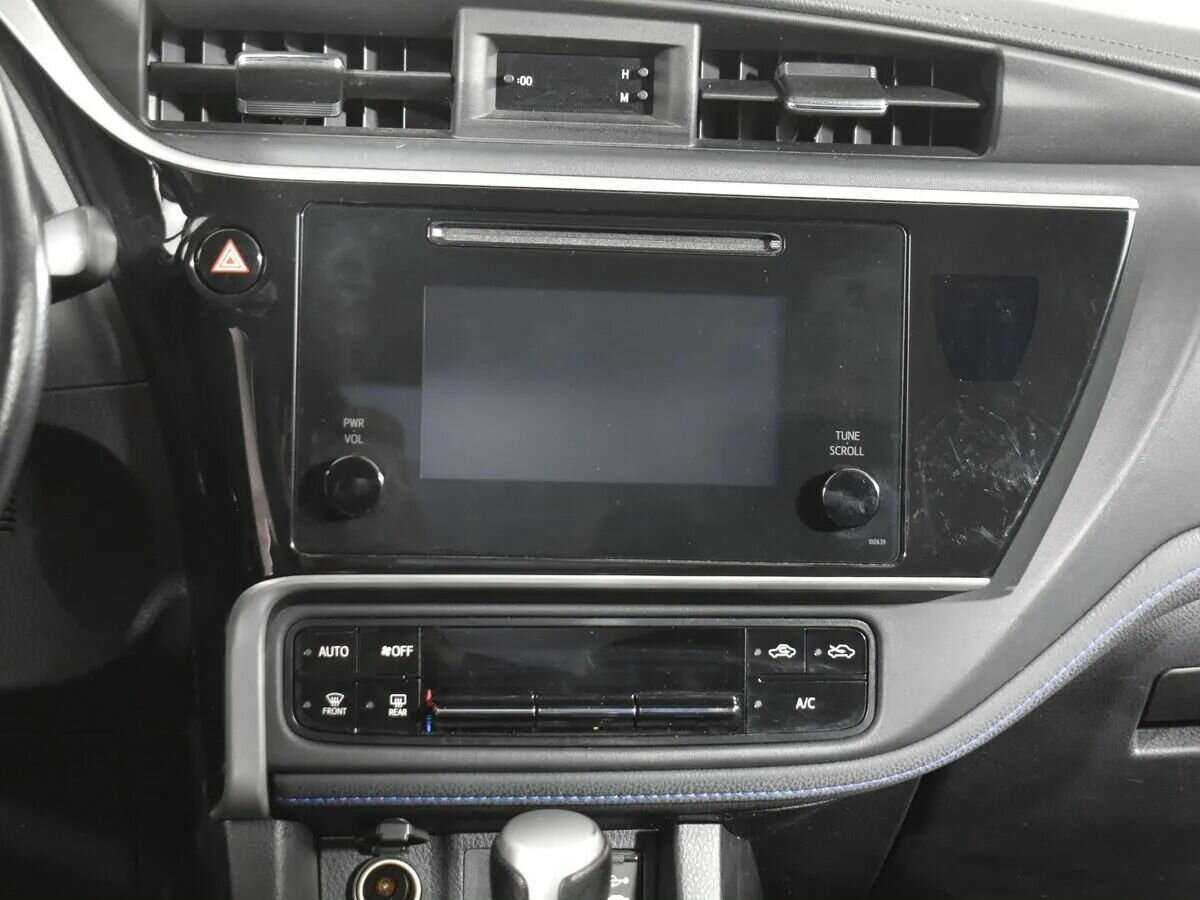 Купить Toyota Corolla с пробегом. Фото: #11