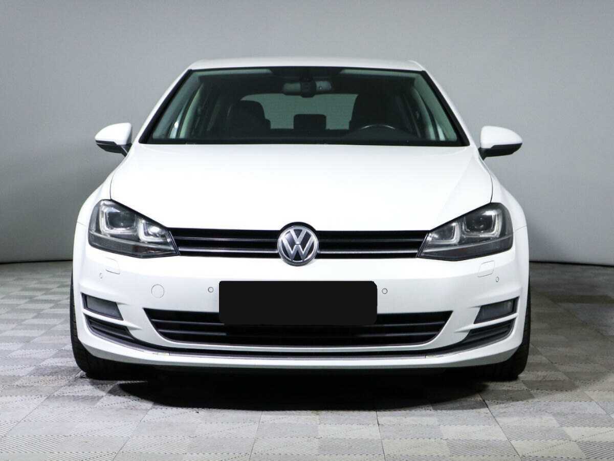 Купить Volkswagen Golf с пробегом. Фото: #1