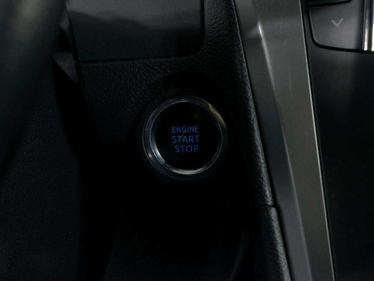 Купить Toyota Camry с пробегом. Фото: #14