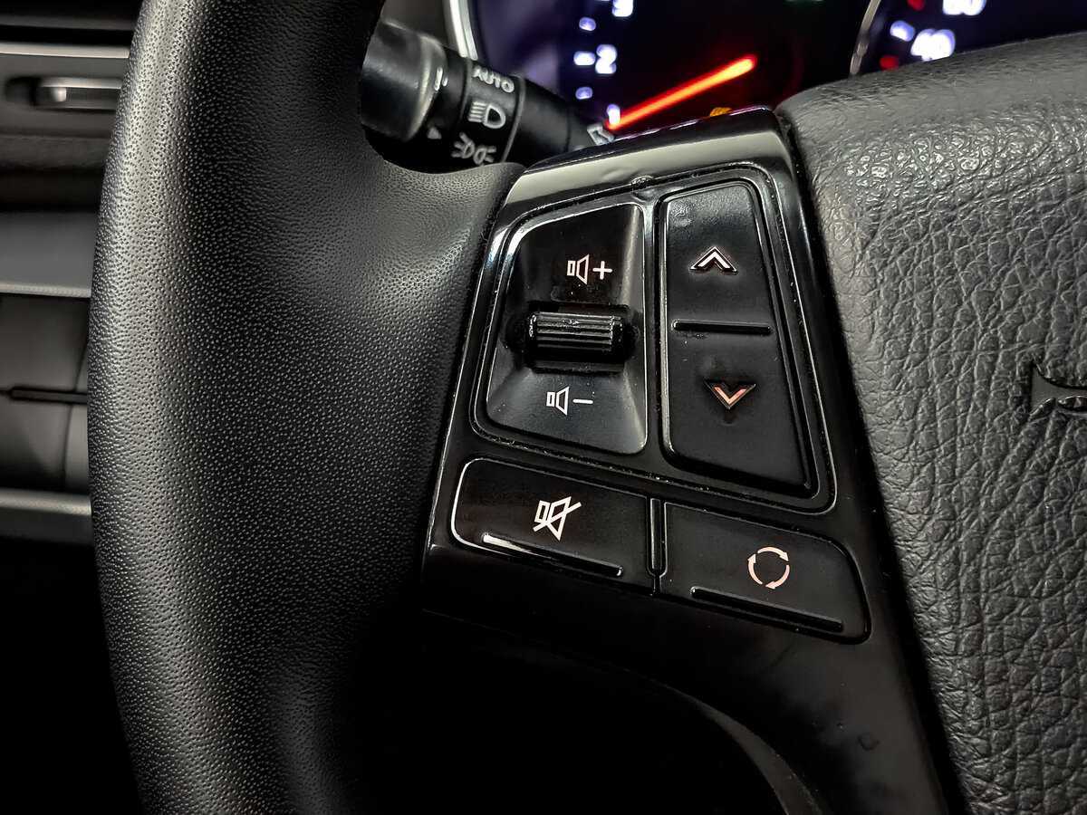 Купить Kia Sorento с пробегом. Фото: #25