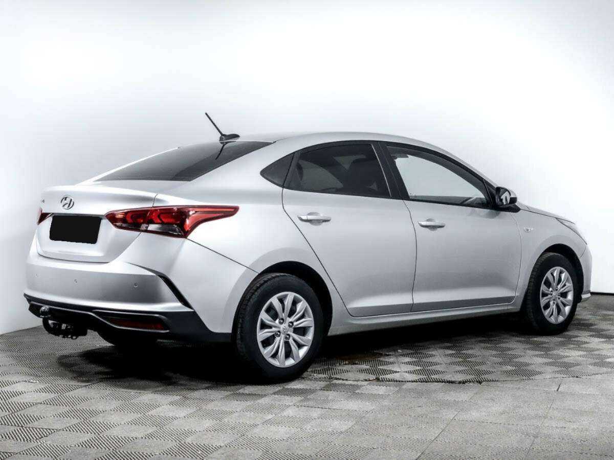 Купить Hyundai Solaris с пробегом. Фото: #3