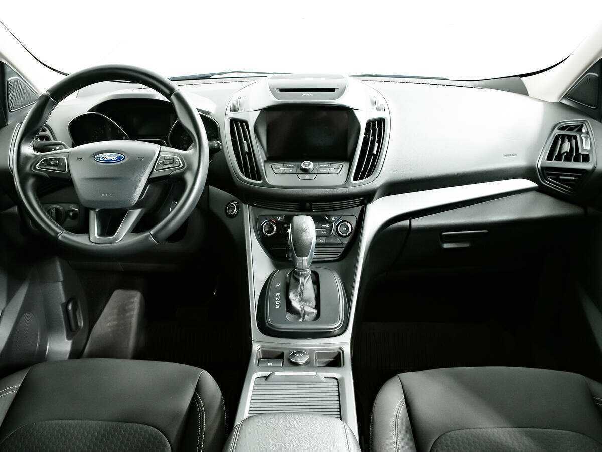 Купить Ford Kuga с пробегом. Фото: #10