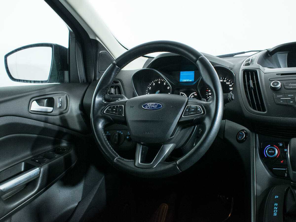 Купить Ford Kuga с пробегом. Фото: #13