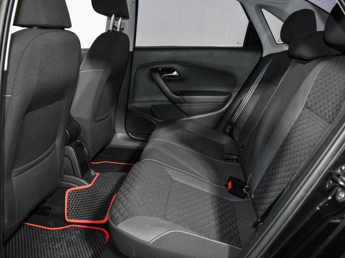 Купить Volkswagen Polo с пробегом. Фото: #10