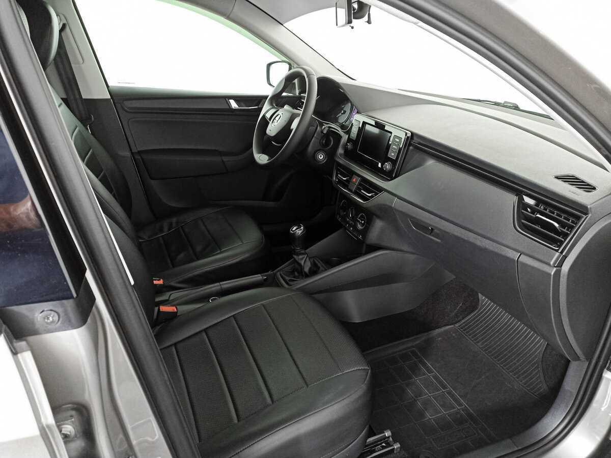 Купить Skoda Rapid с пробегом. Фото: #8