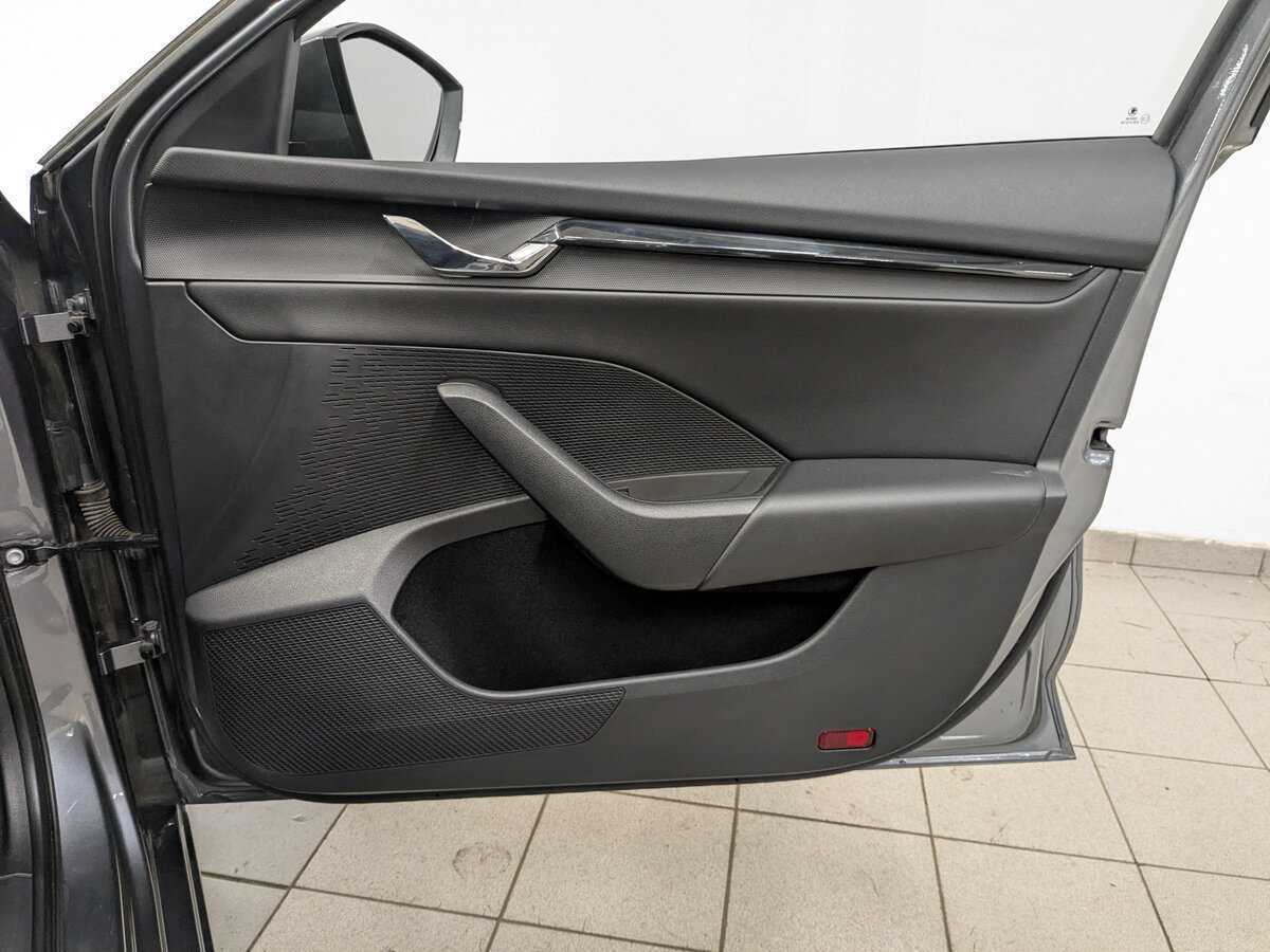 Купить Skoda Octavia с пробегом. Фото: #23