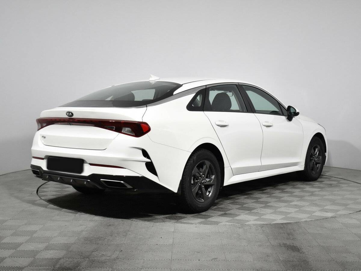 Купить Kia K5 с пробегом. Фото: #4