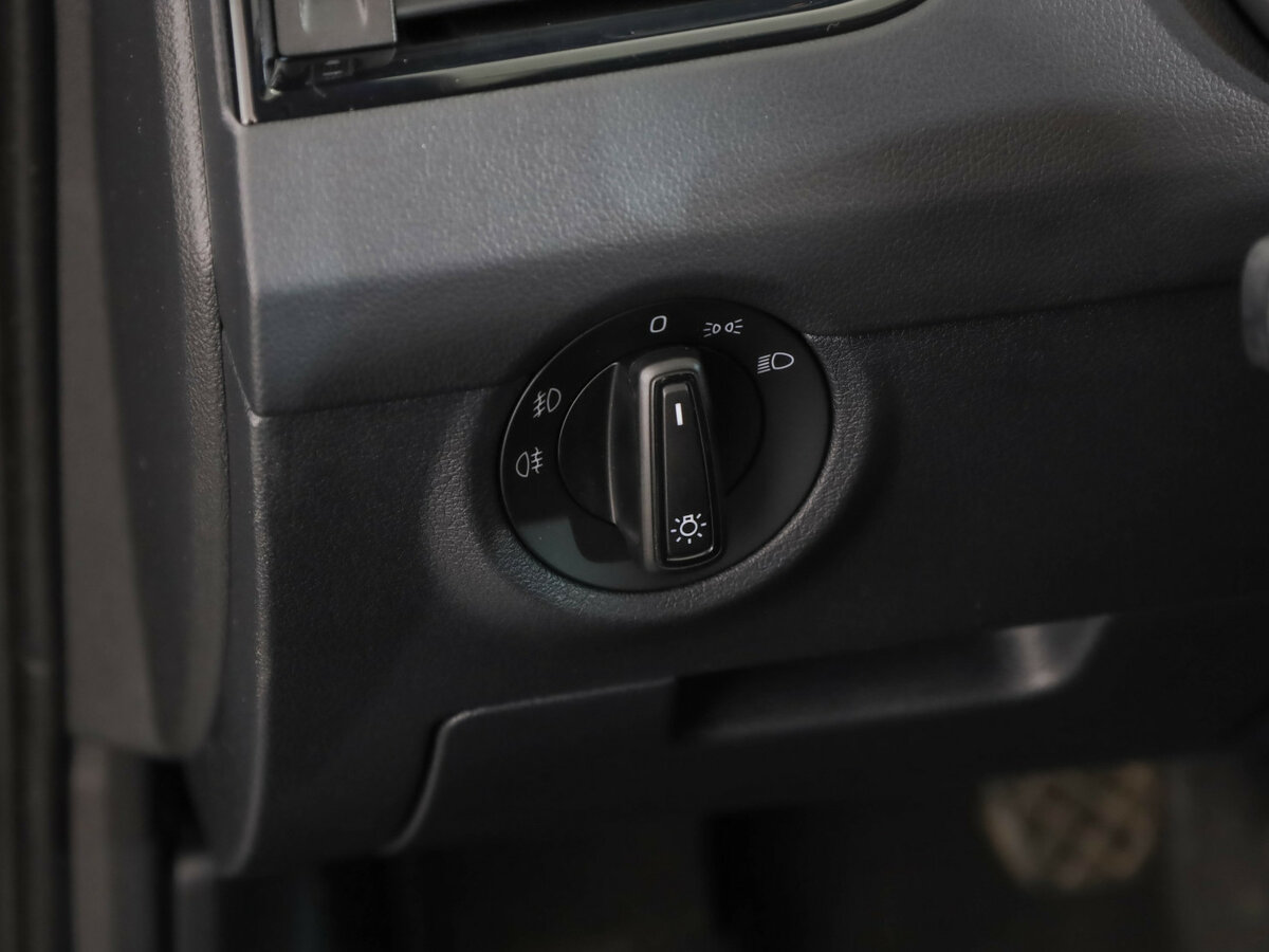 Купить Skoda Octavia с пробегом. Фото: #17