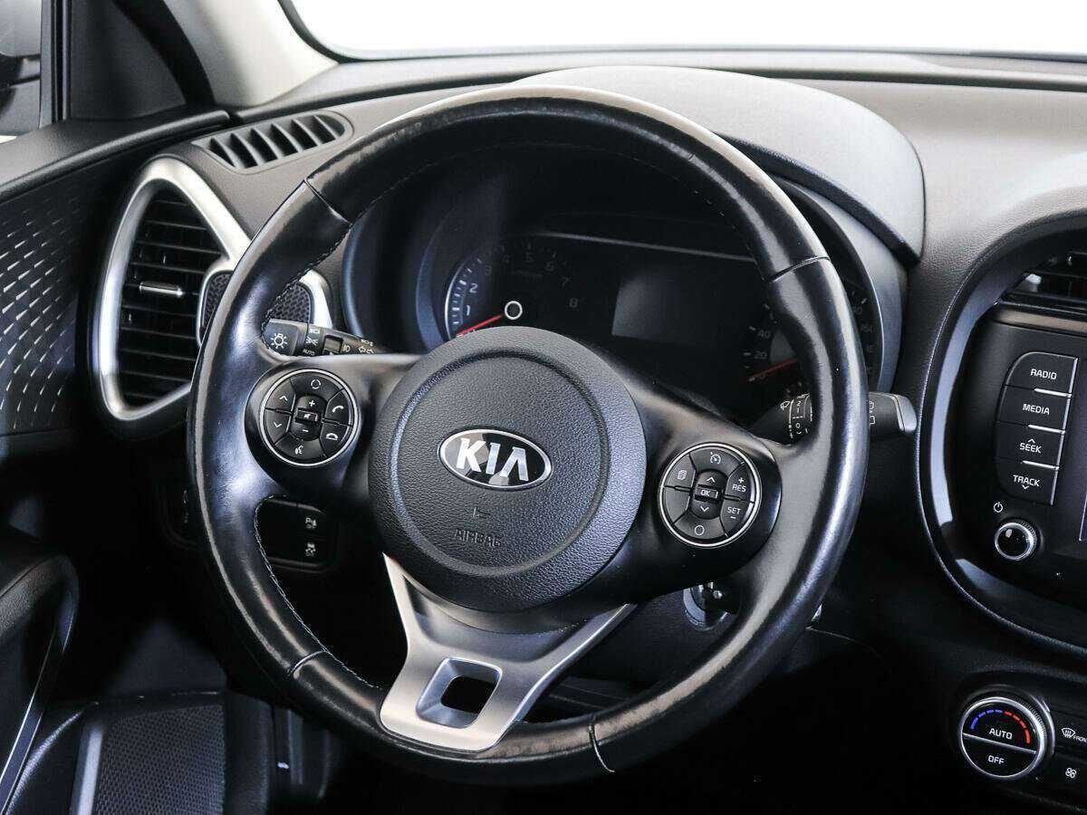Купить Kia Soul с пробегом. Фото: #14
