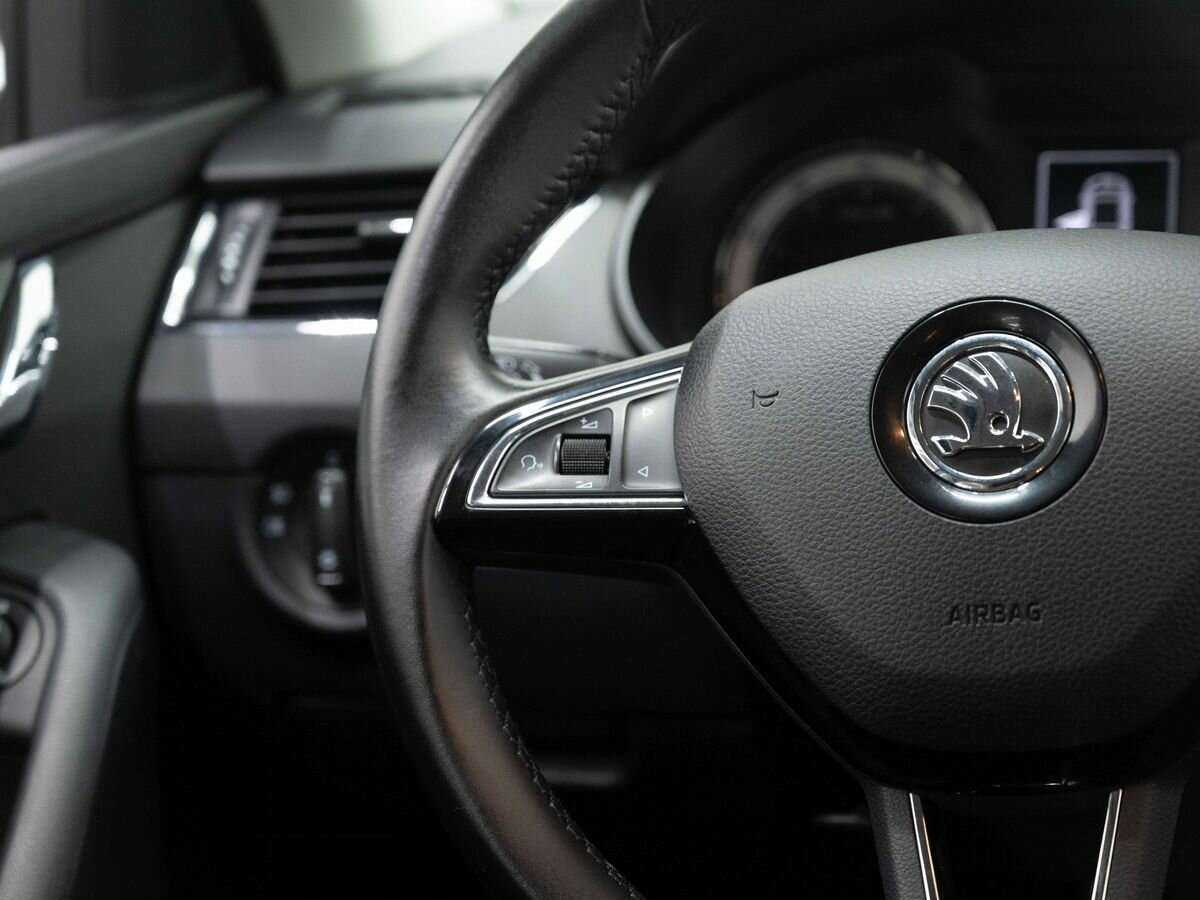 Купить Skoda Octavia с пробегом. Фото: #17