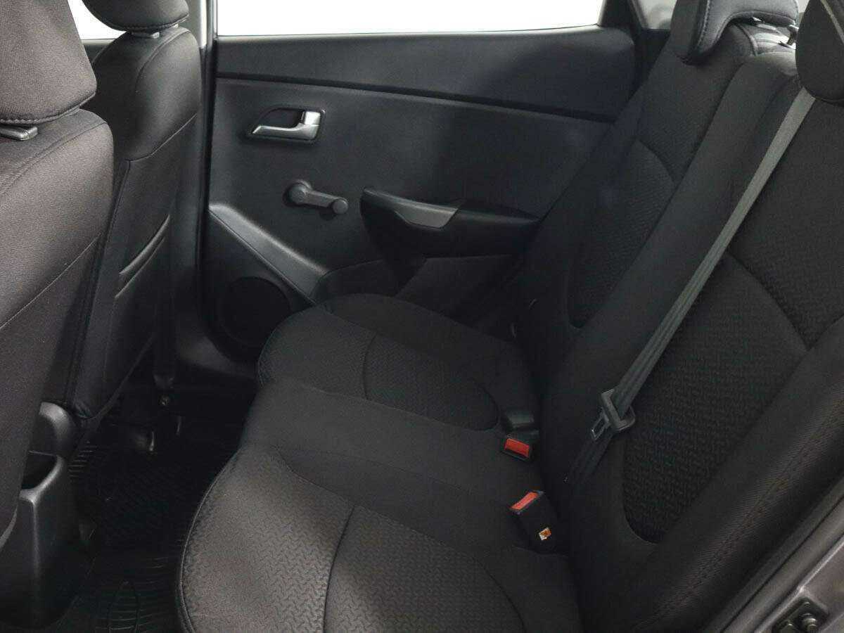 Купить Kia Rio с пробегом. Фото: #7