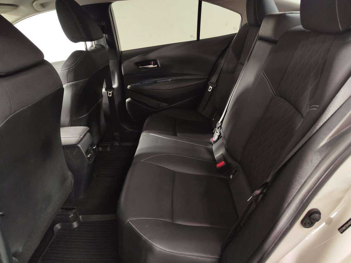 Купить Toyota Corolla с пробегом. Фото: #7
