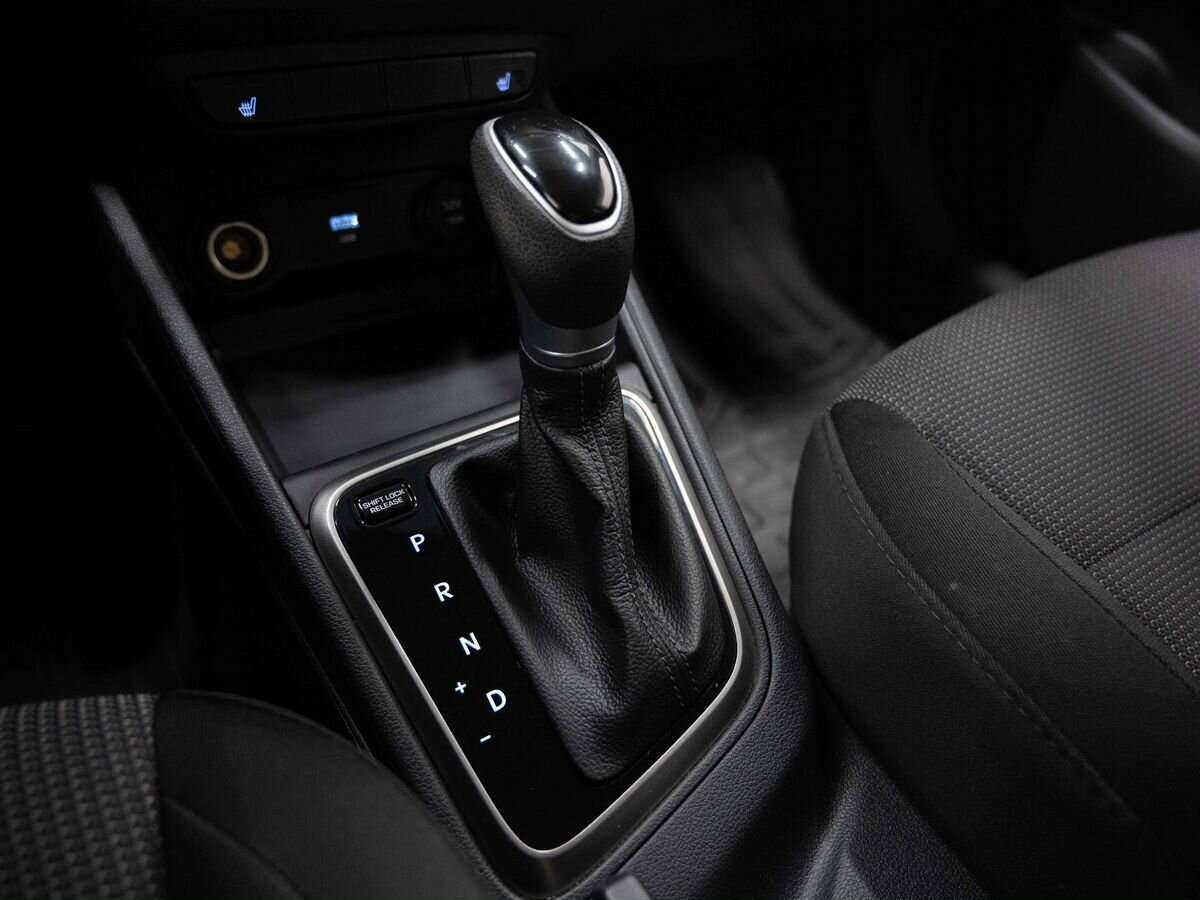 Купить Hyundai Solaris с пробегом. Фото: #21