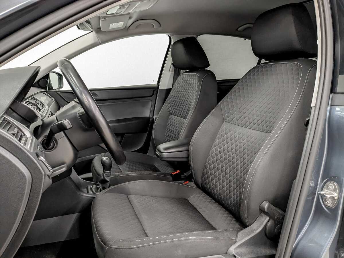 Купить Skoda Rapid с пробегом. Фото: #17