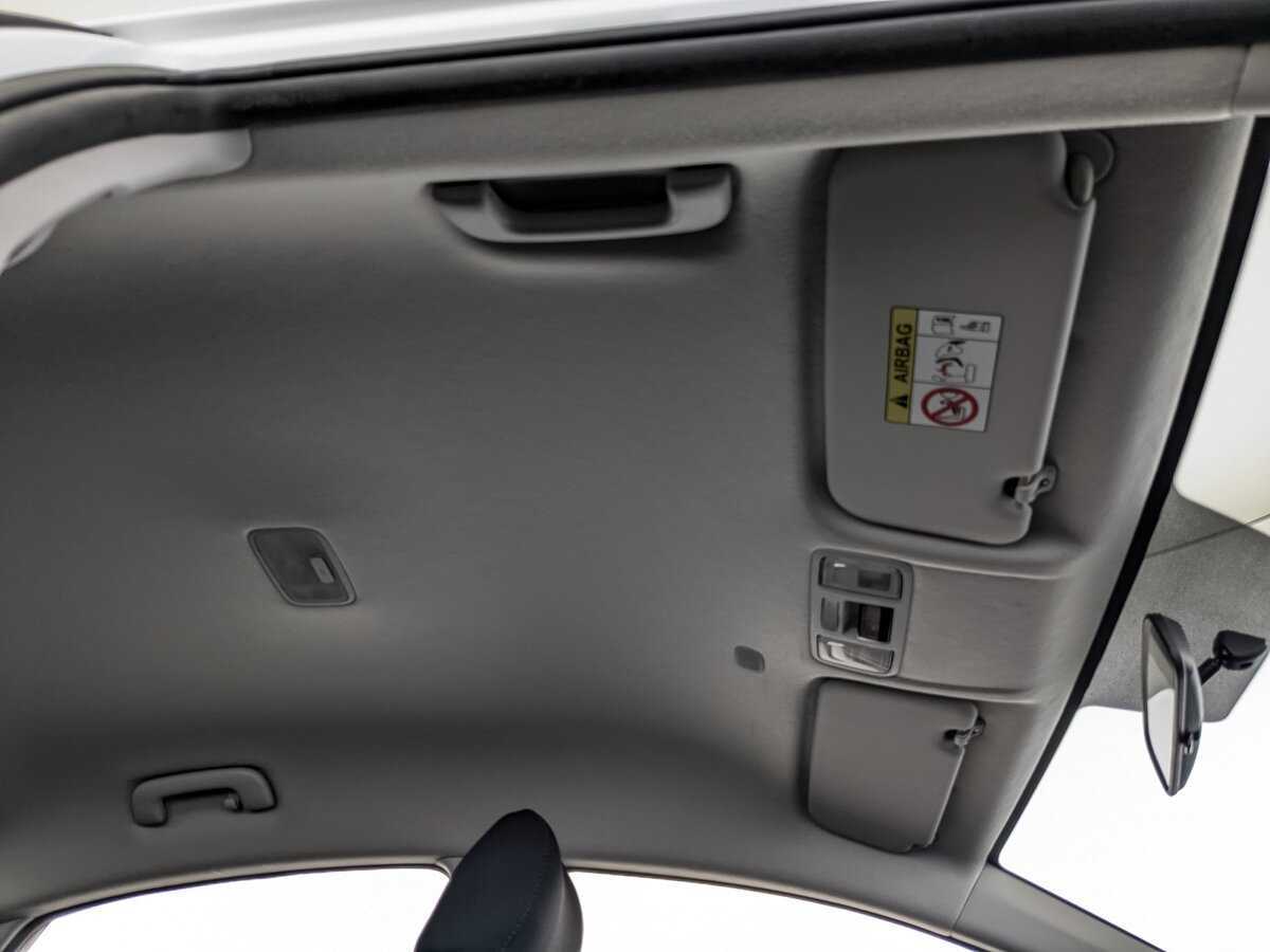 Купить Hyundai Solaris с пробегом. Фото: #19