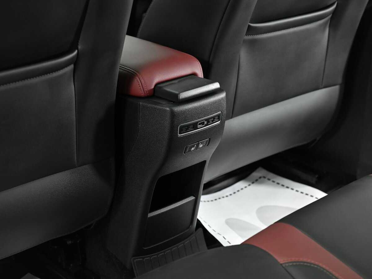 Купить Geely Coolray с пробегом. Фото: #16