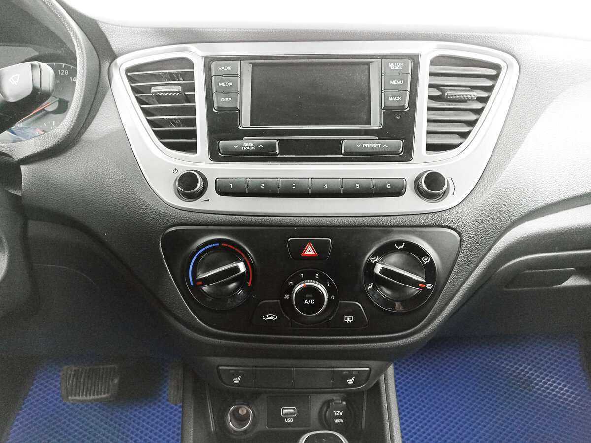 Купить Hyundai Solaris с пробегом. Фото: #14