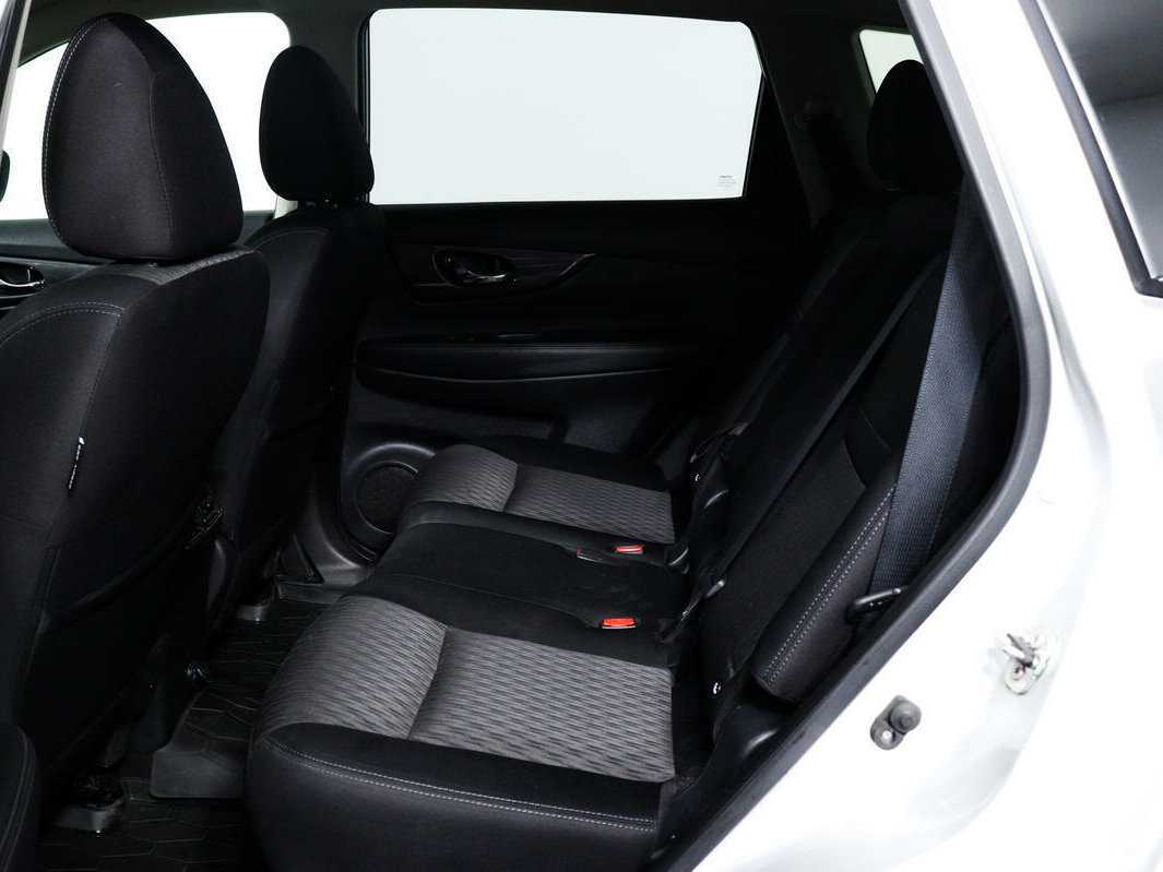 Купить Nissan X-Trail с пробегом. Фото: #11