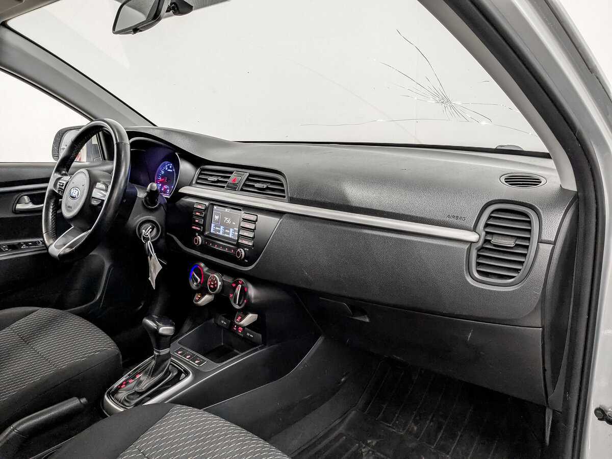 Купить Kia Rio с пробегом. Фото: #10
