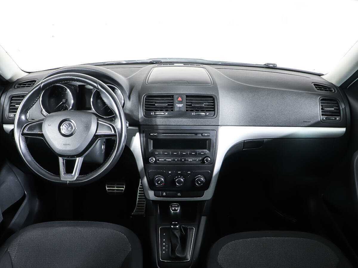 Купить Skoda Yeti с пробегом. Фото: #10