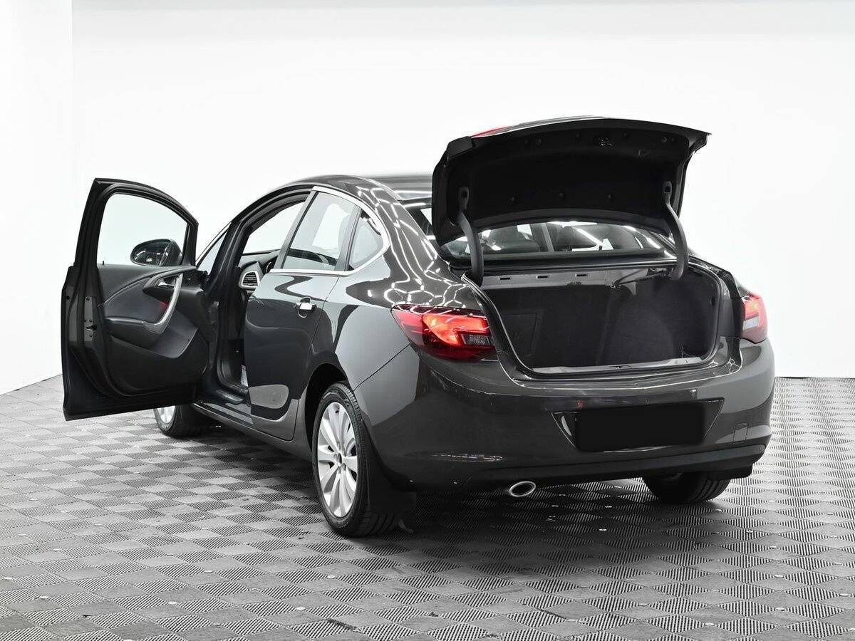 Купить Opel Astra с пробегом. Фото: #4