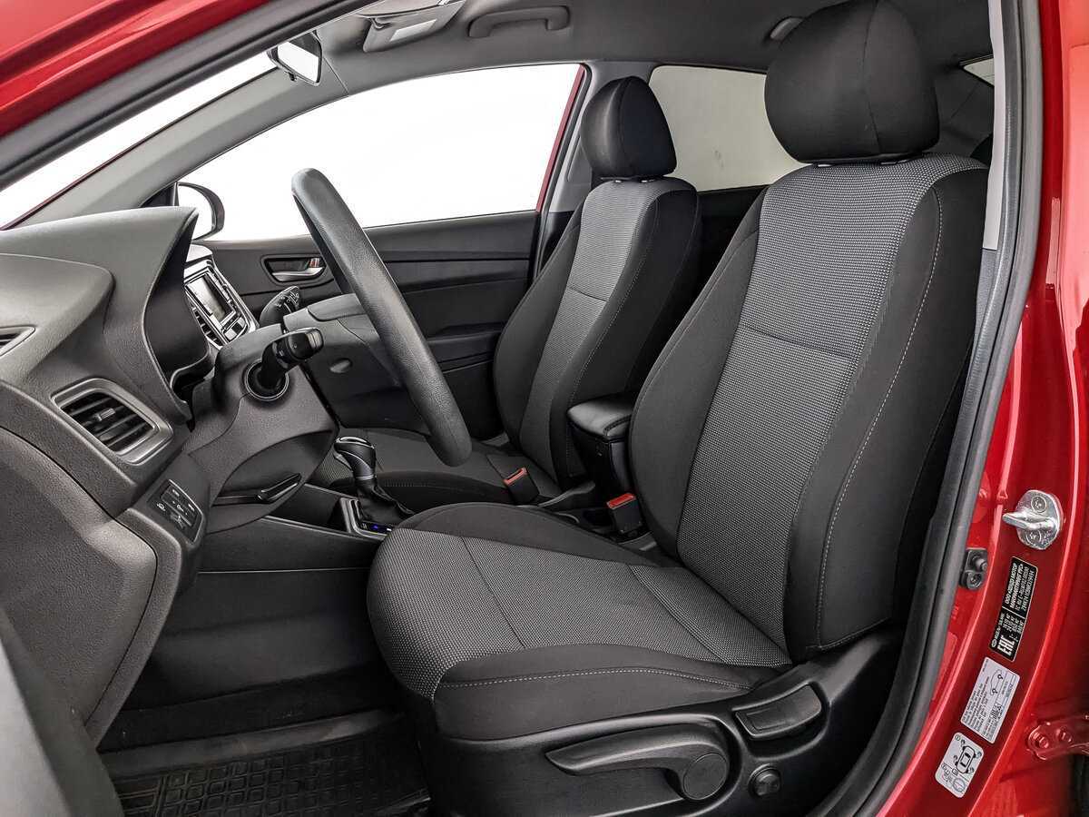 Купить Hyundai Solaris с пробегом. Фото: #19