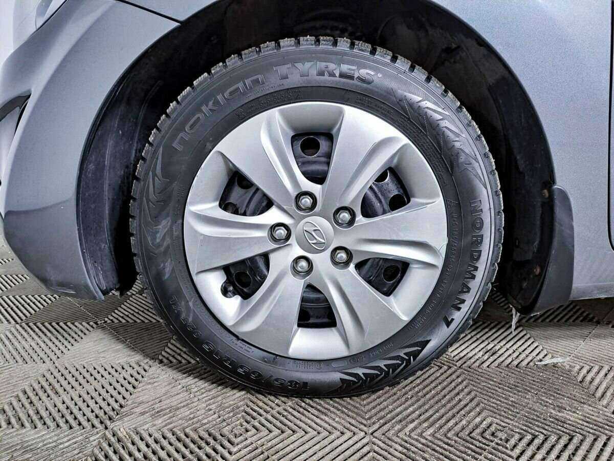 Купить Hyundai Elantra с пробегом. Фото: #17