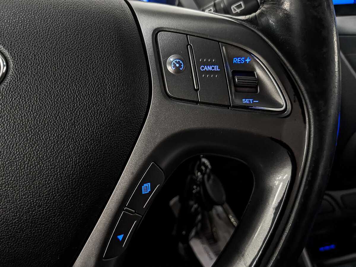 Купить Hyundai ix35 с пробегом. Фото: #27