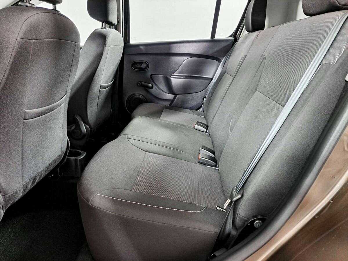 Купить Renault Sandero с пробегом. Фото: #9