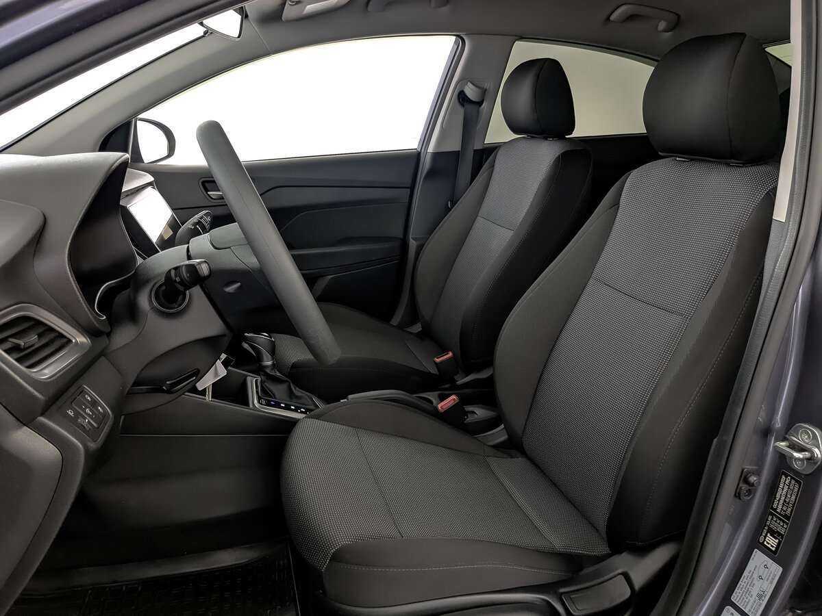 Купить Hyundai Solaris с пробегом. Фото: #19