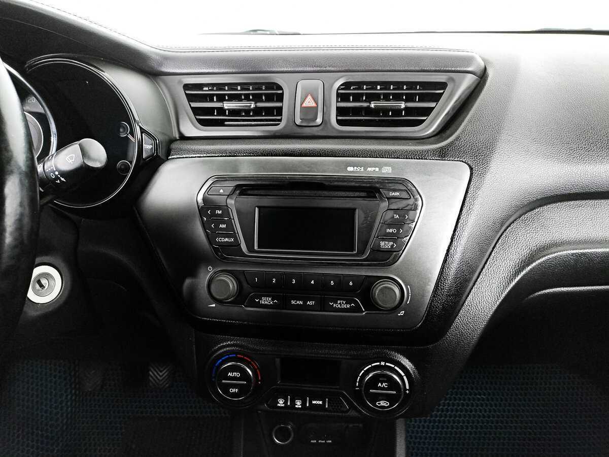 Купить Kia Rio с пробегом. Фото: #10