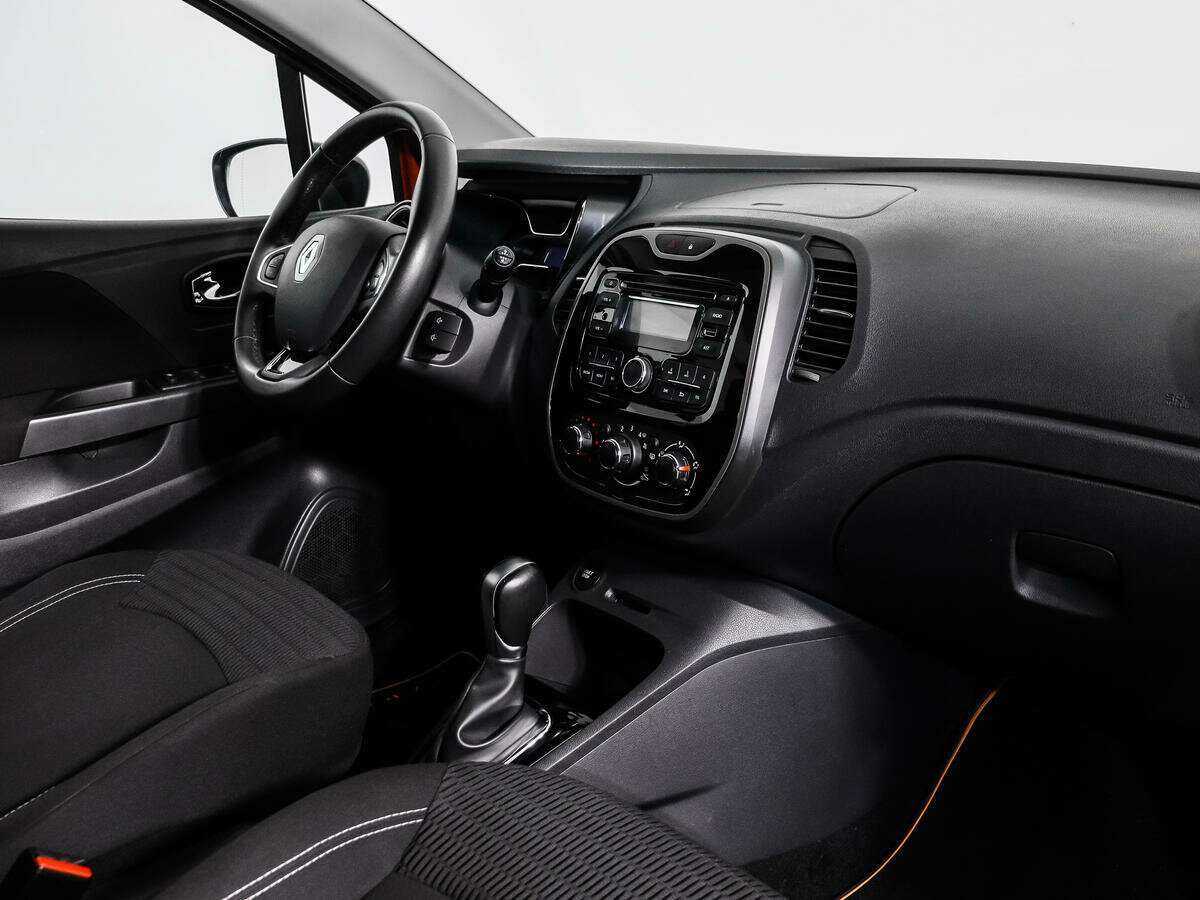 Купить Renault Kaptur с пробегом. Фото: #9