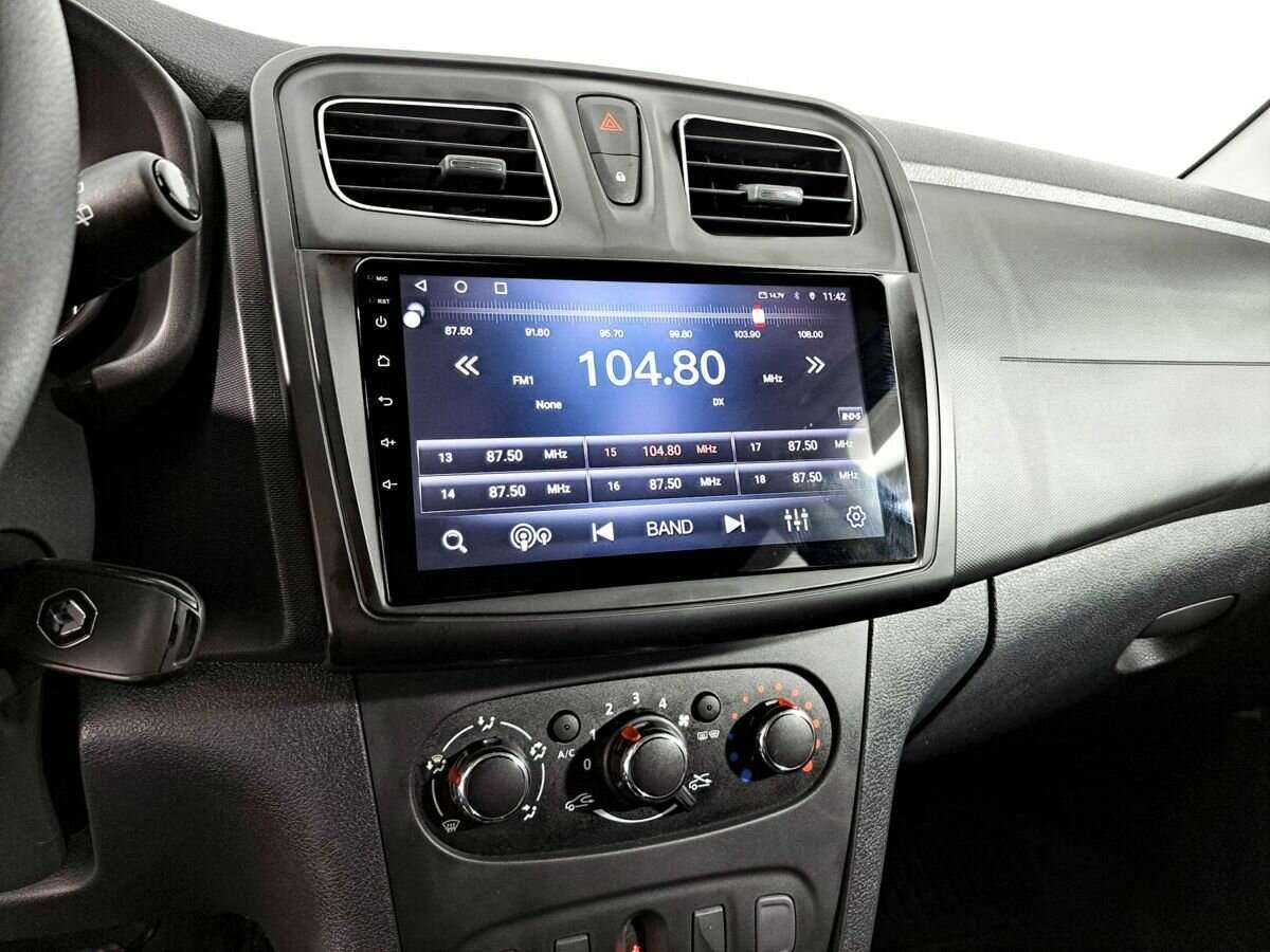 Купить Renault Sandero с пробегом. Фото: #12