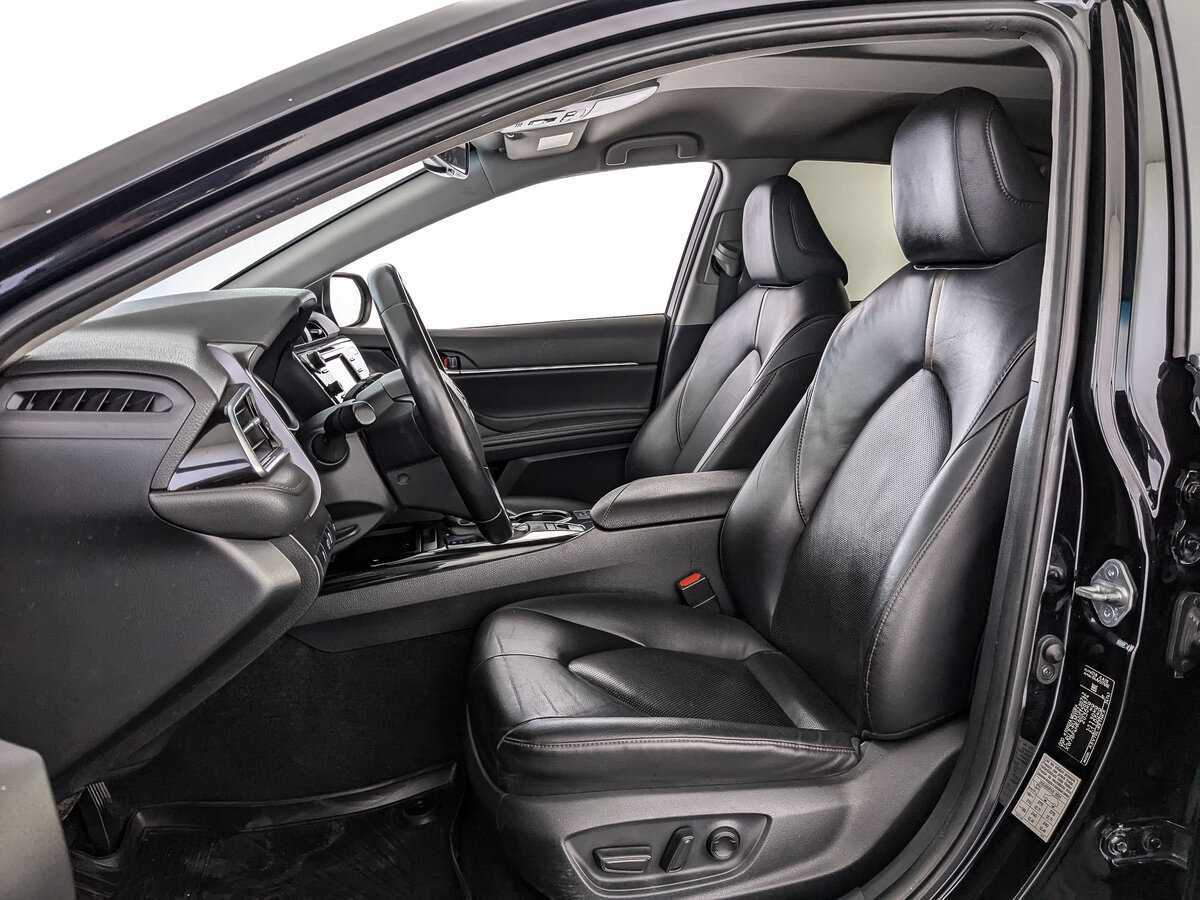 Купить Toyota Camry с пробегом. Фото: #15