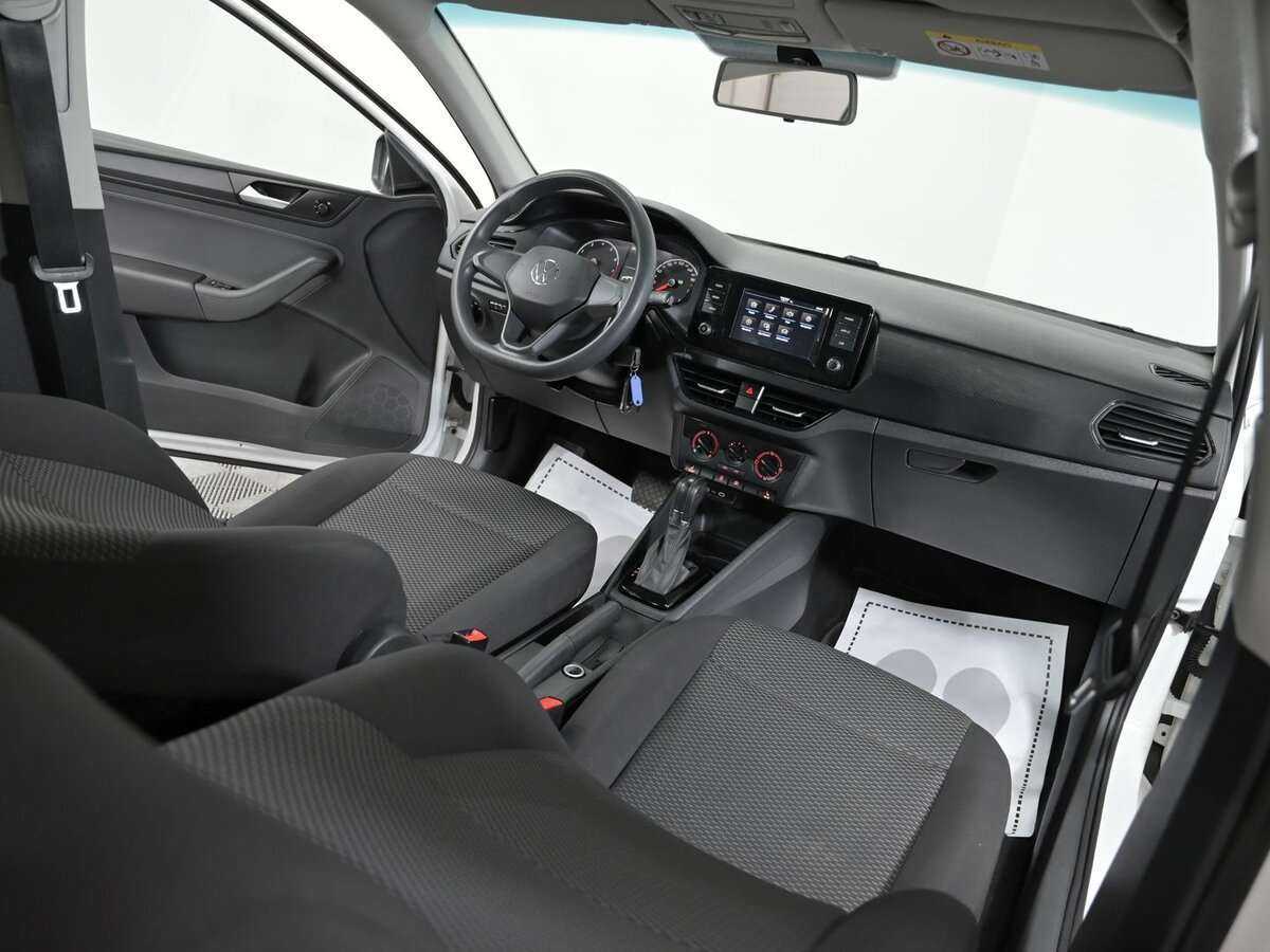 Купить Volkswagen Polo с пробегом. Фото: #4