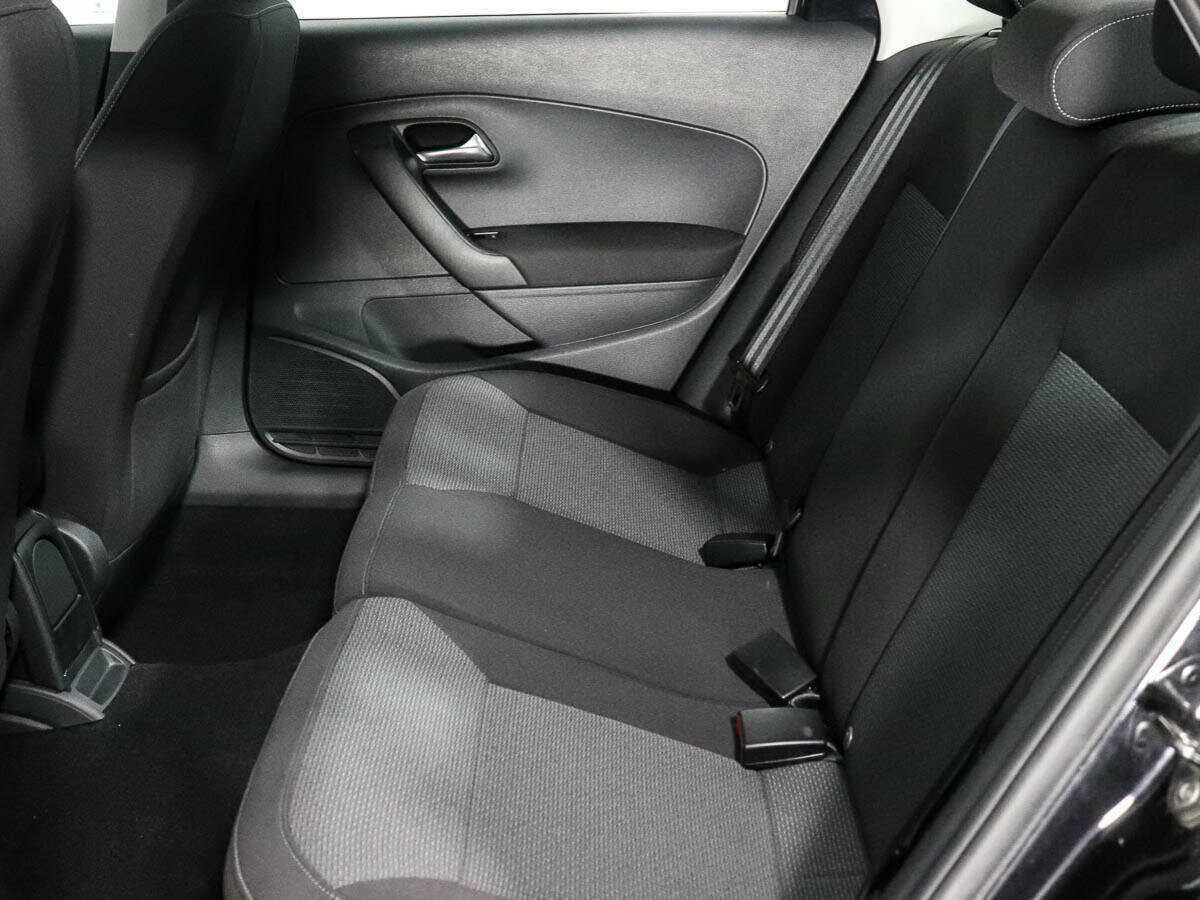 Купить Volkswagen Polo с пробегом. Фото: #10
