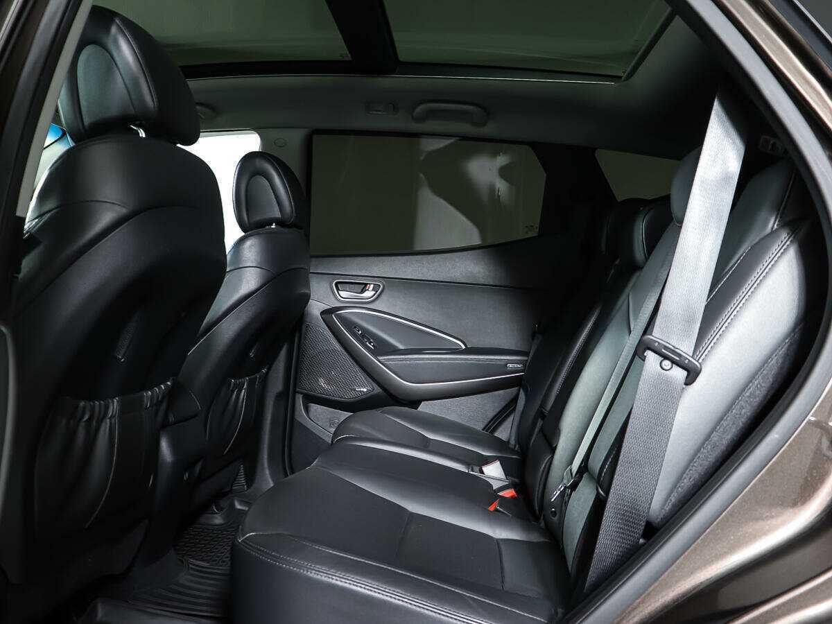 Купить Hyundai Santa Fe с пробегом. Фото: #11