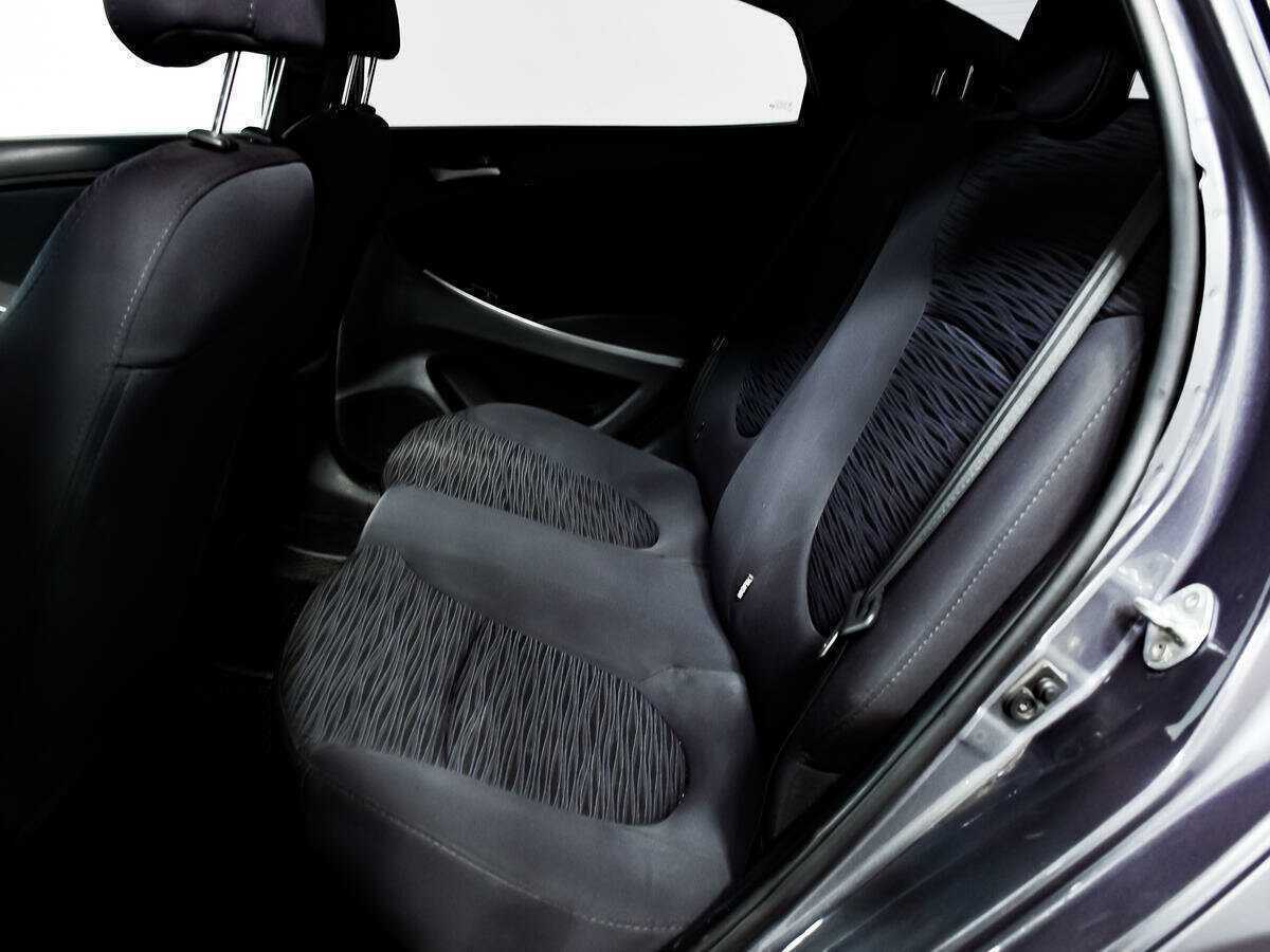 Купить Hyundai Solaris с пробегом. Фото: #11