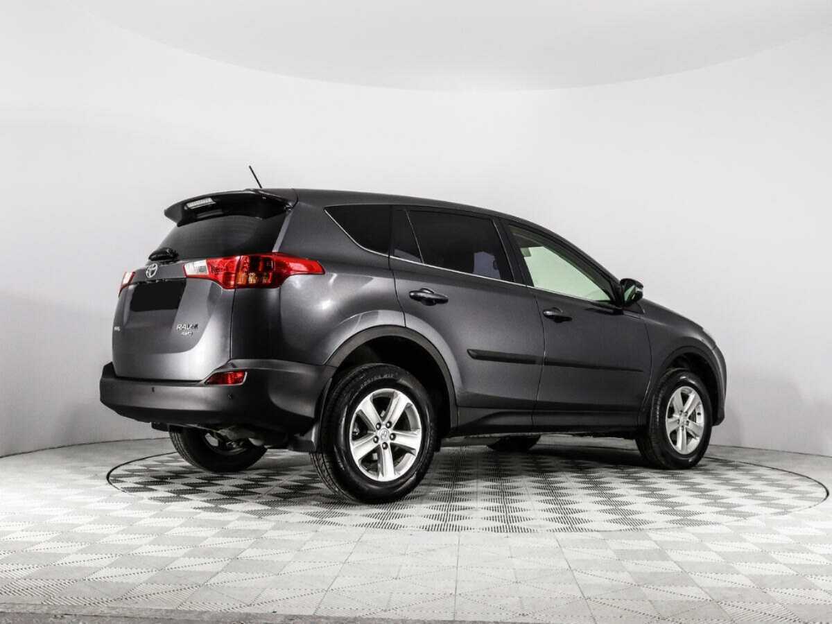 Купить Toyota RAV4 с пробегом. Фото: #4