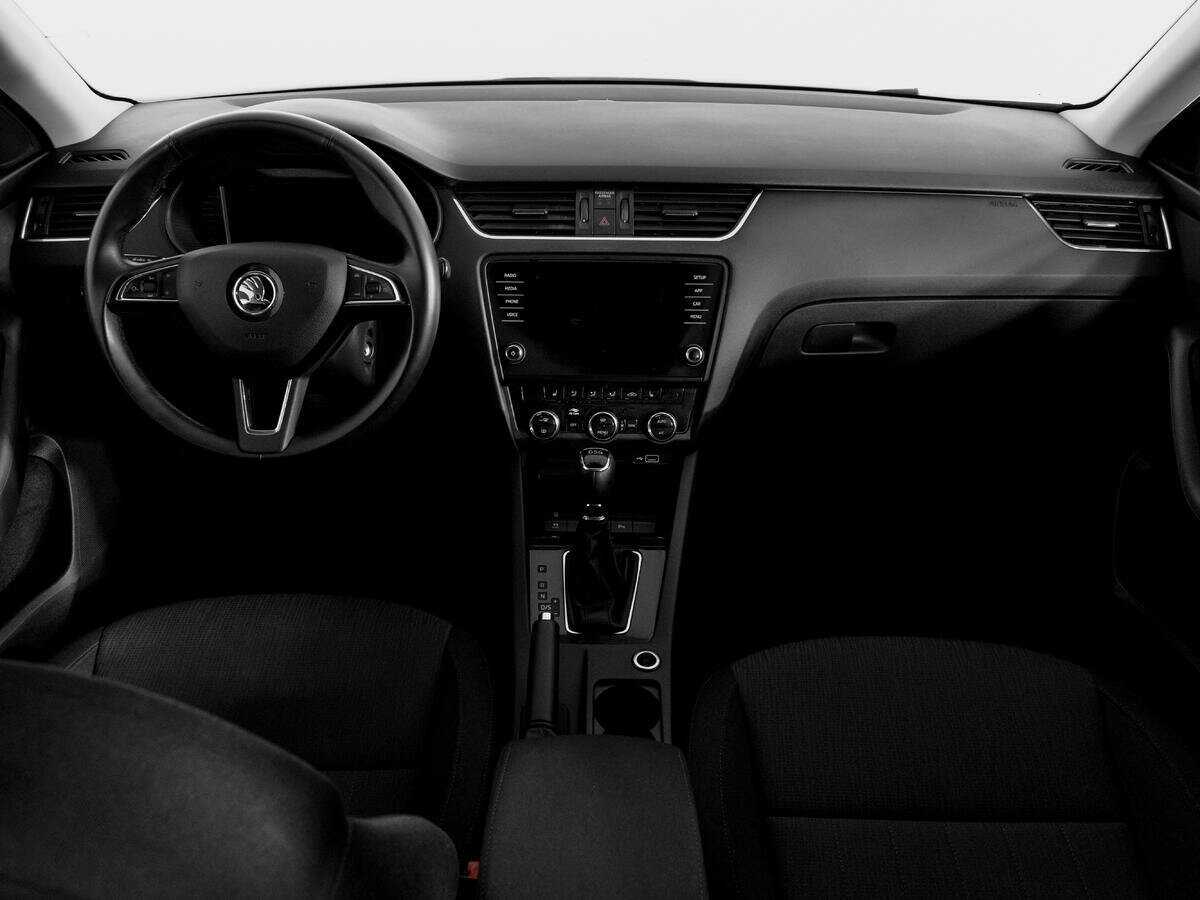 Купить Skoda Octavia с пробегом. Фото: #11