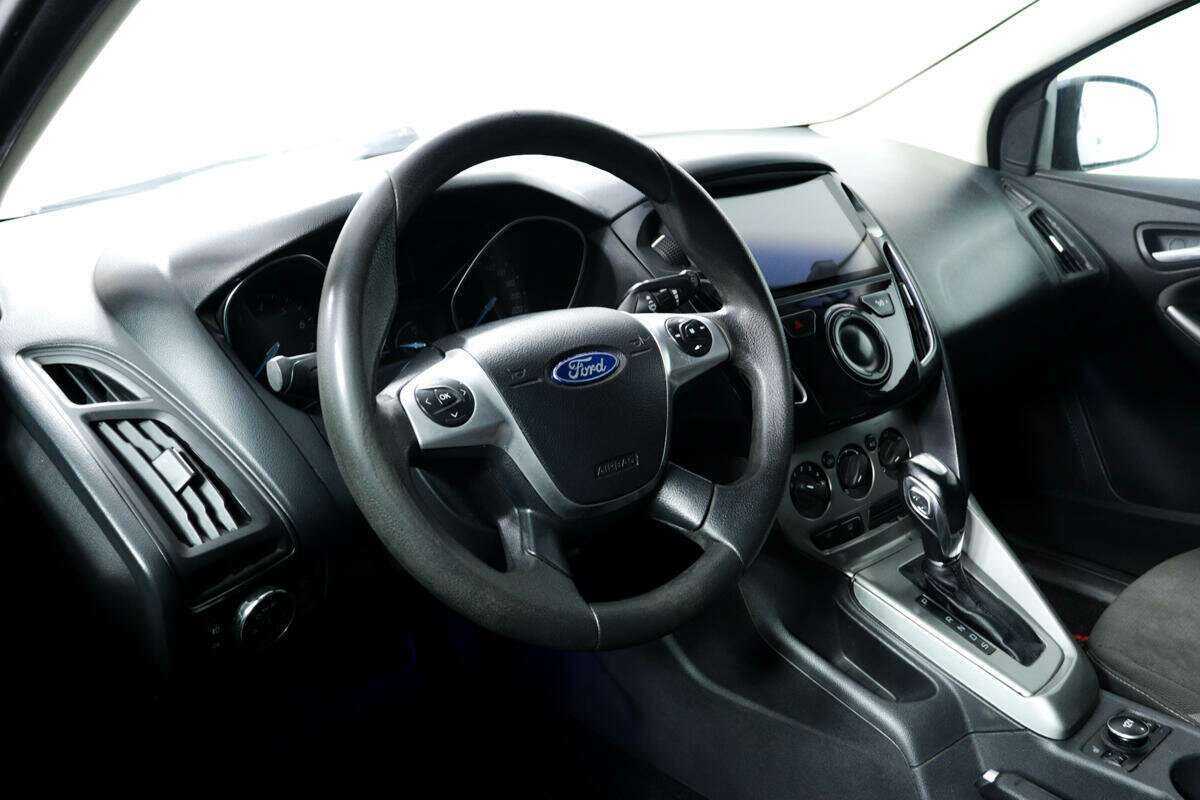 Купить Ford Focus с пробегом. Фото: #12
