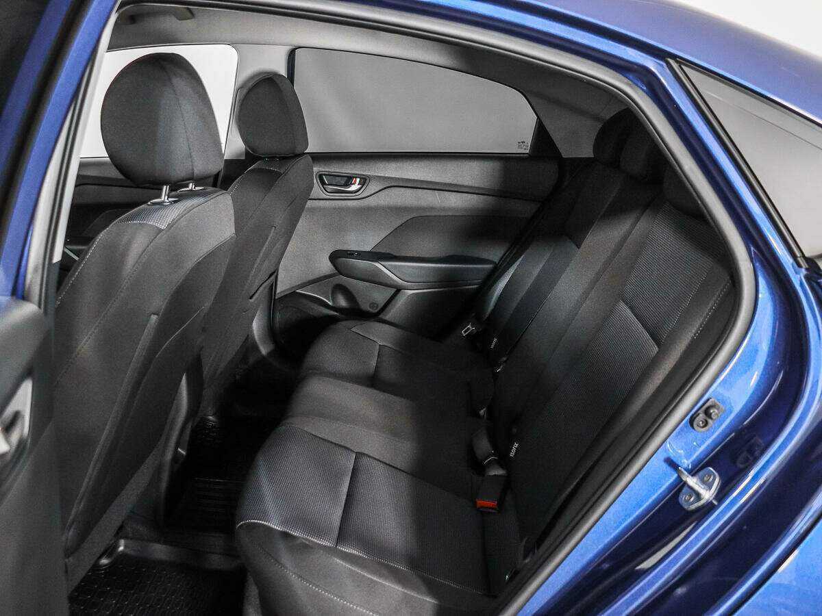 Купить Hyundai Solaris с пробегом. Фото: #9