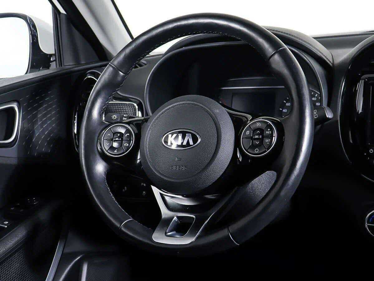 Купить Kia Soul с пробегом. Фото: #9