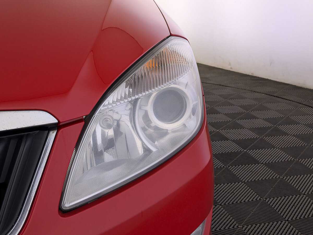 Купить Skoda Fabia с пробегом. Фото: #10