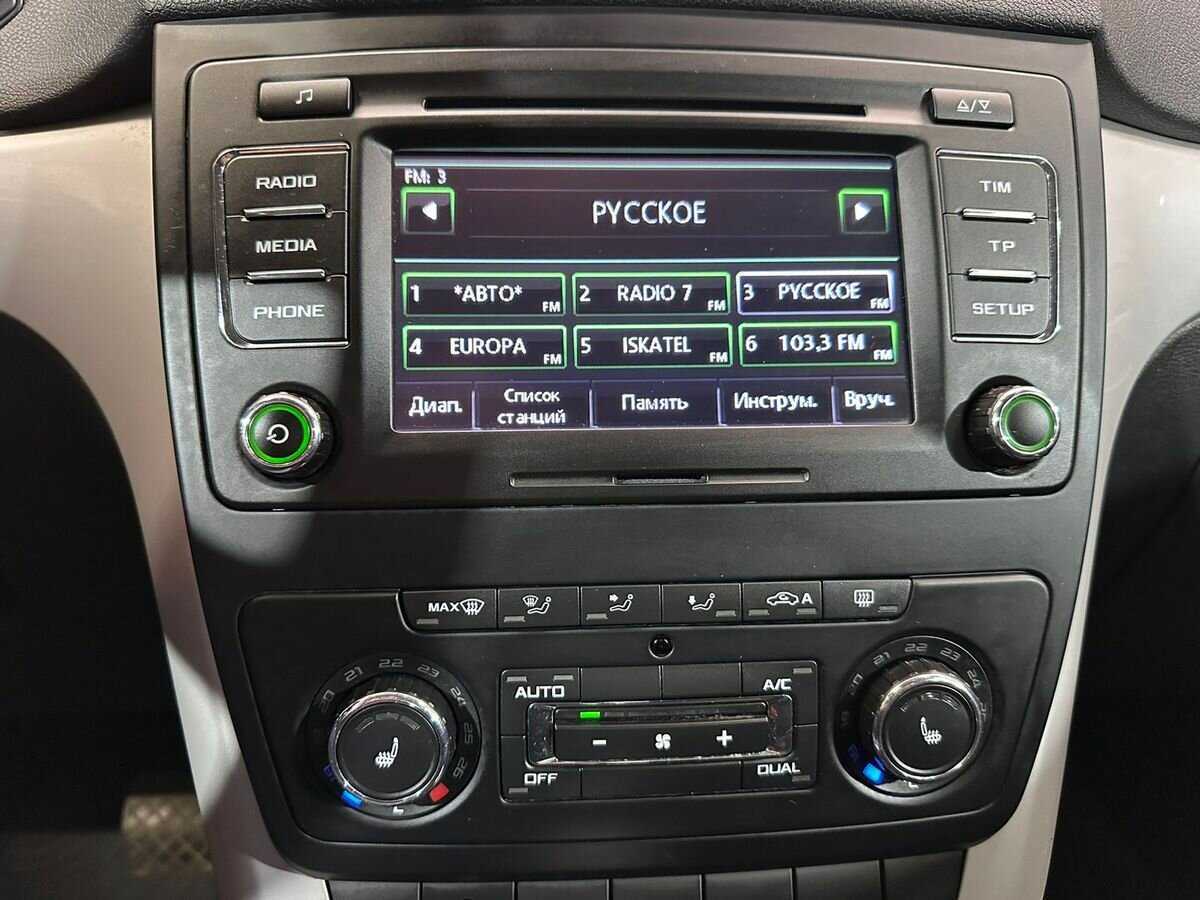 Купить Skoda Yeti с пробегом. Фото: #12