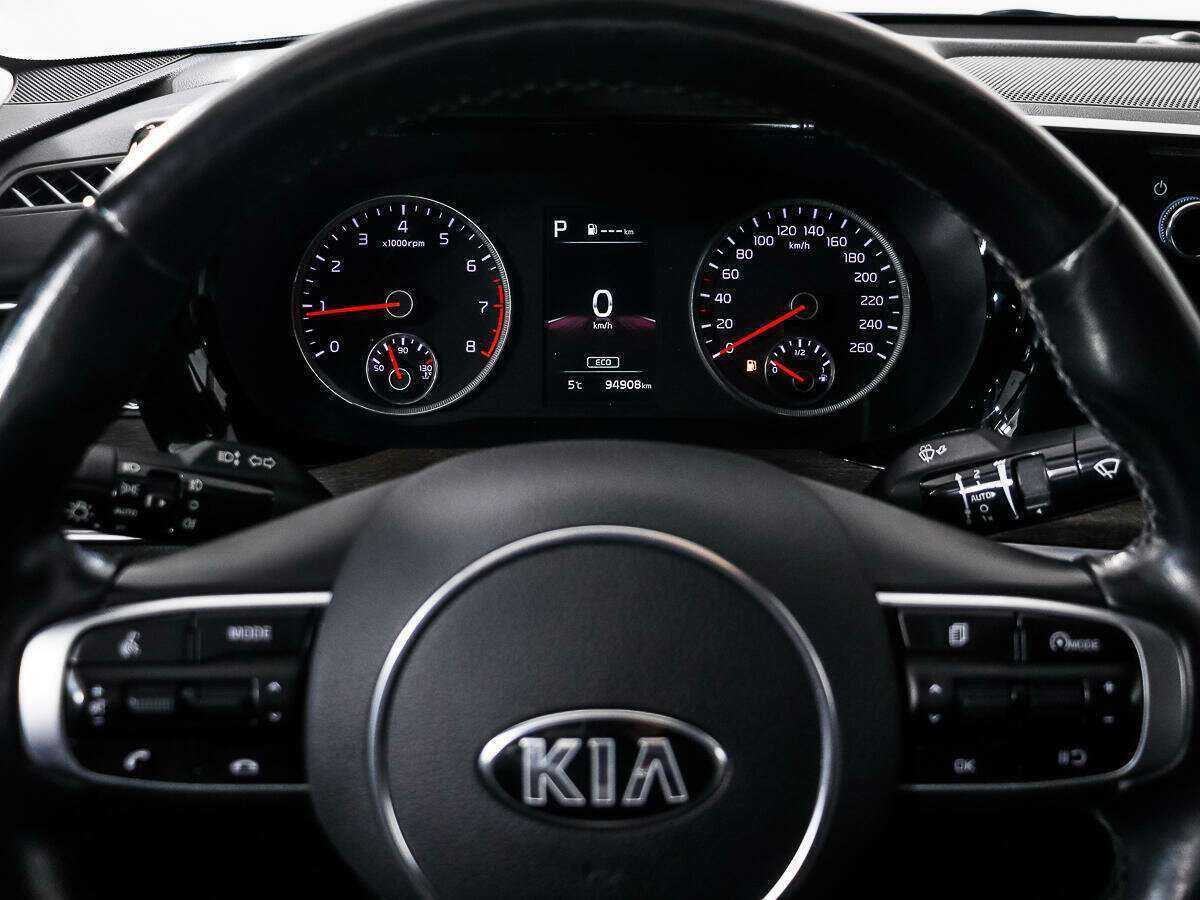 Купить Kia K5 с пробегом. Фото: #16