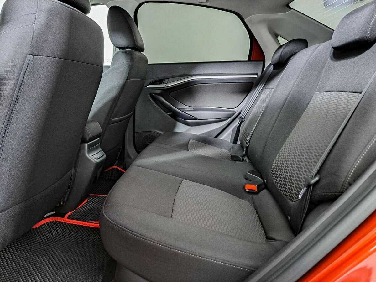 Купить Lada (ВАЗ) Vesta с пробегом. Фото: #8