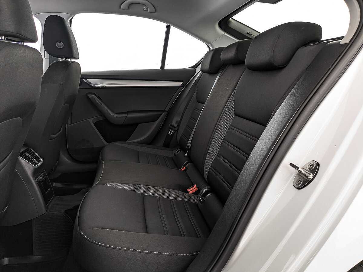 Купить Skoda Octavia с пробегом. Фото: #17