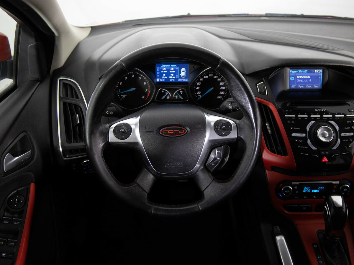 Купить Ford Focus с пробегом. Фото: #7